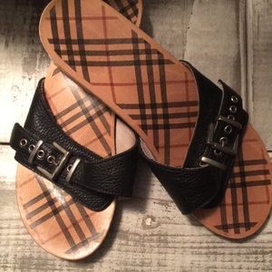 Adorable Burberry slides...